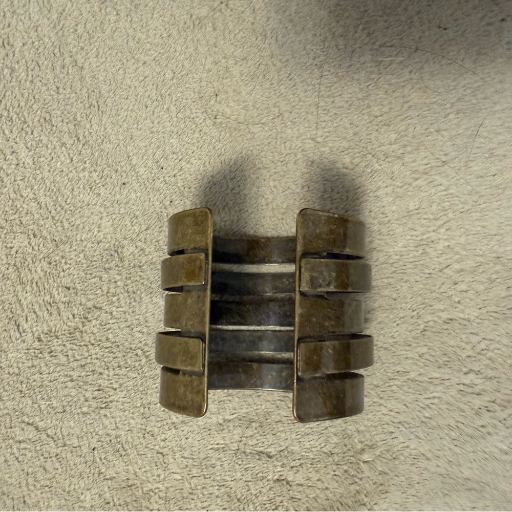 Metal cuff - Picture 2 of 2